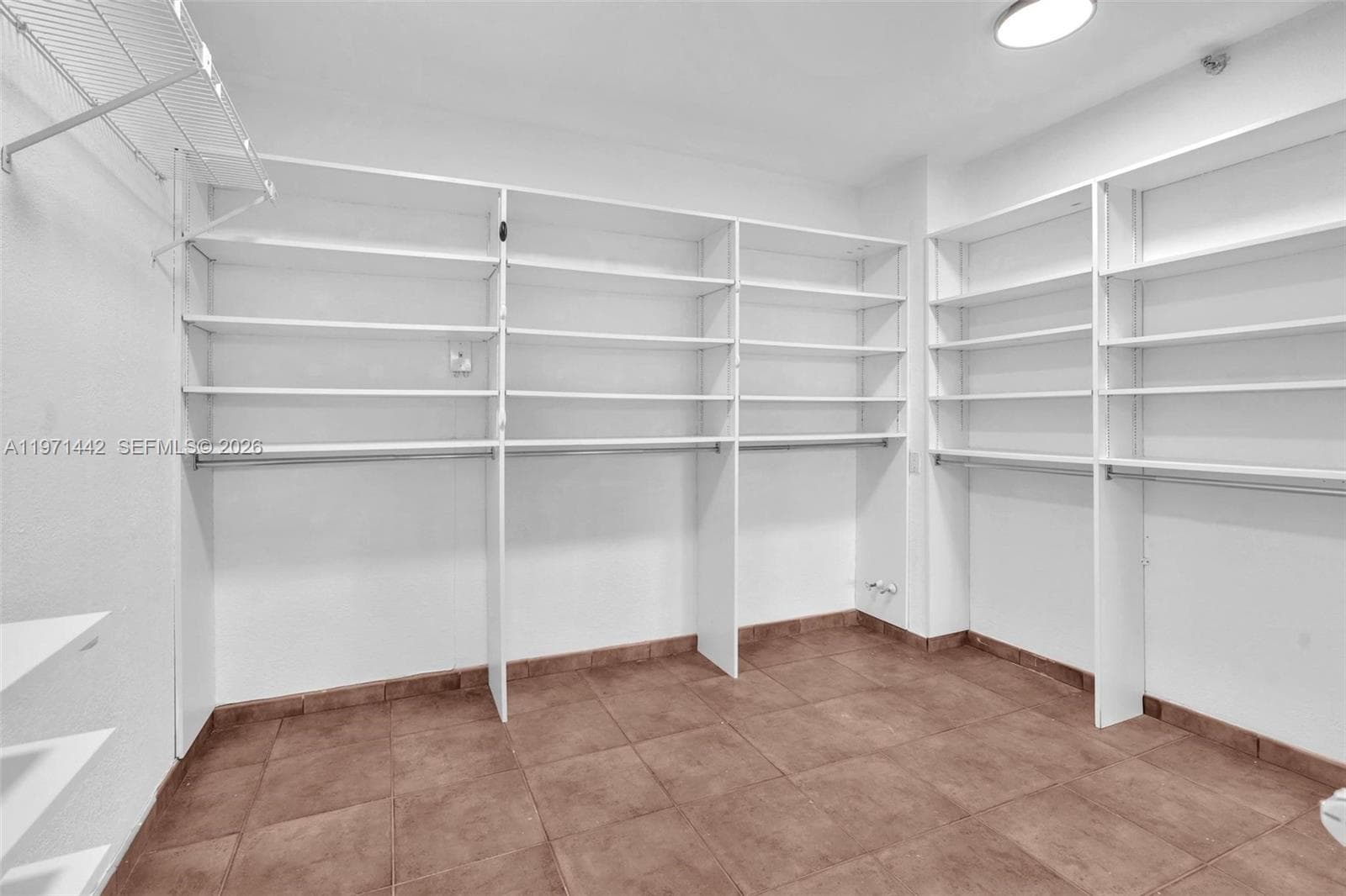 19355 Turnberry Way # 3J, Aventura FL 33180 — 17