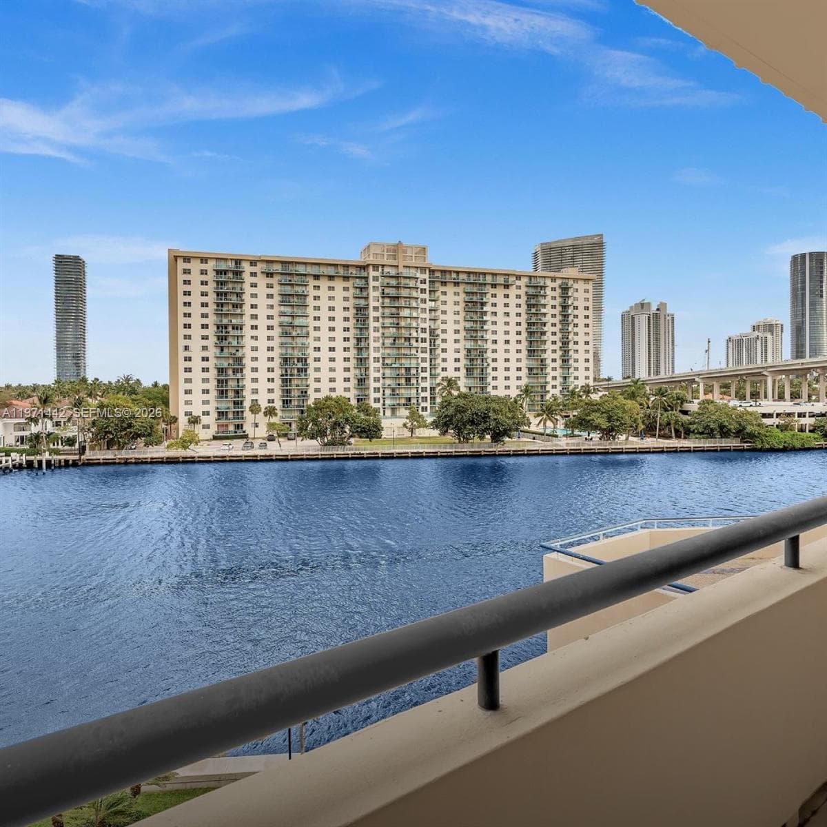 19355 Turnberry Way # 3J, Aventura FL 33180 — 19
