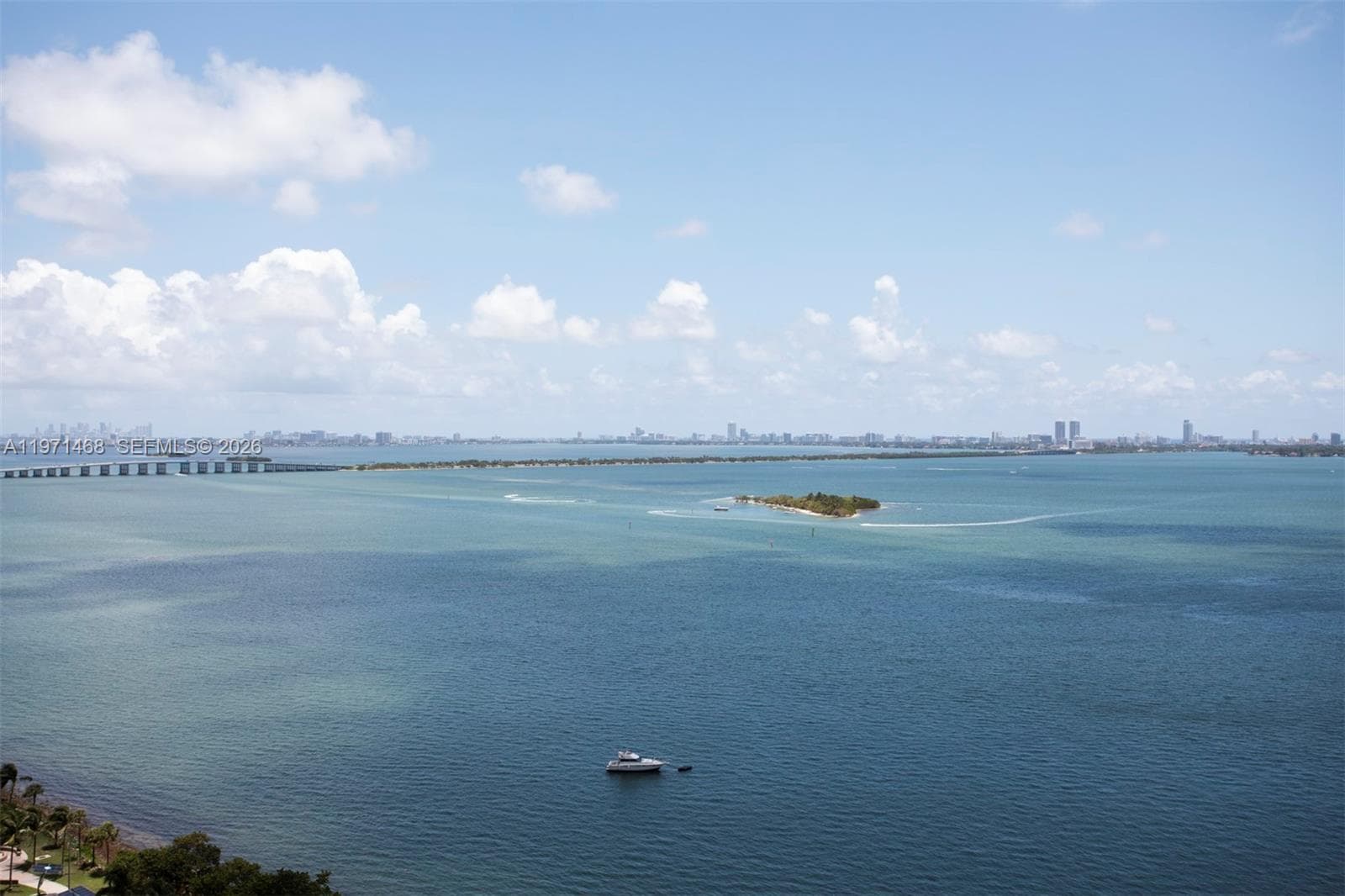 1717 N Bayshore Dr # 2740, Miami FL 33132 — 23