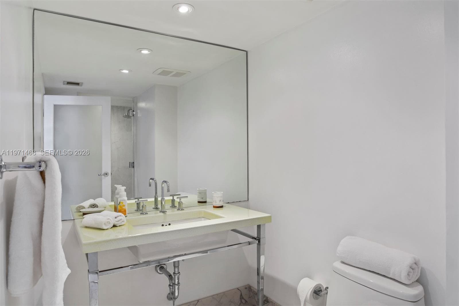 1717 N Bayshore Dr # 2740, Miami FL 33132 — 10