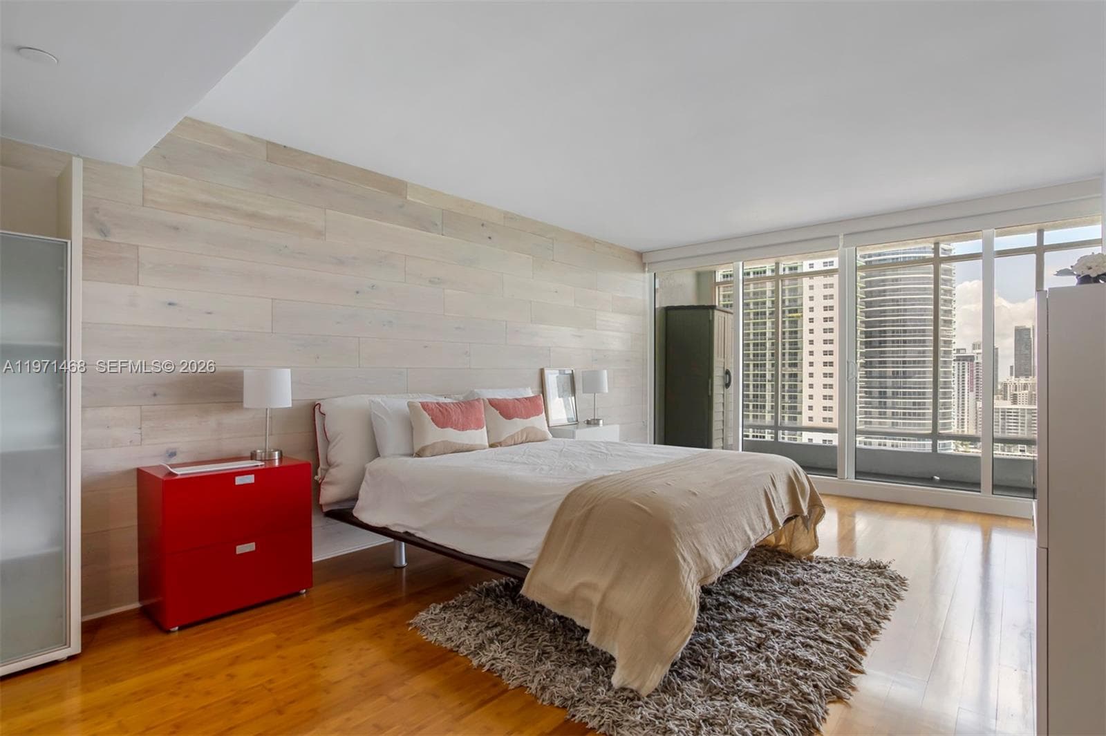 1717 N Bayshore Dr # 2740, Miami FL 33132 — 4