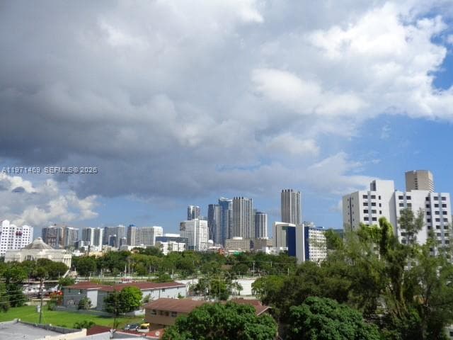 36 NW 6 Ave # 608, Miami FL 33128 — 27