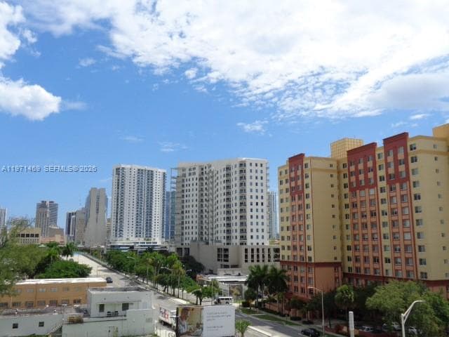 36 NW 6 Ave # 608, Miami FL 33128 — 26