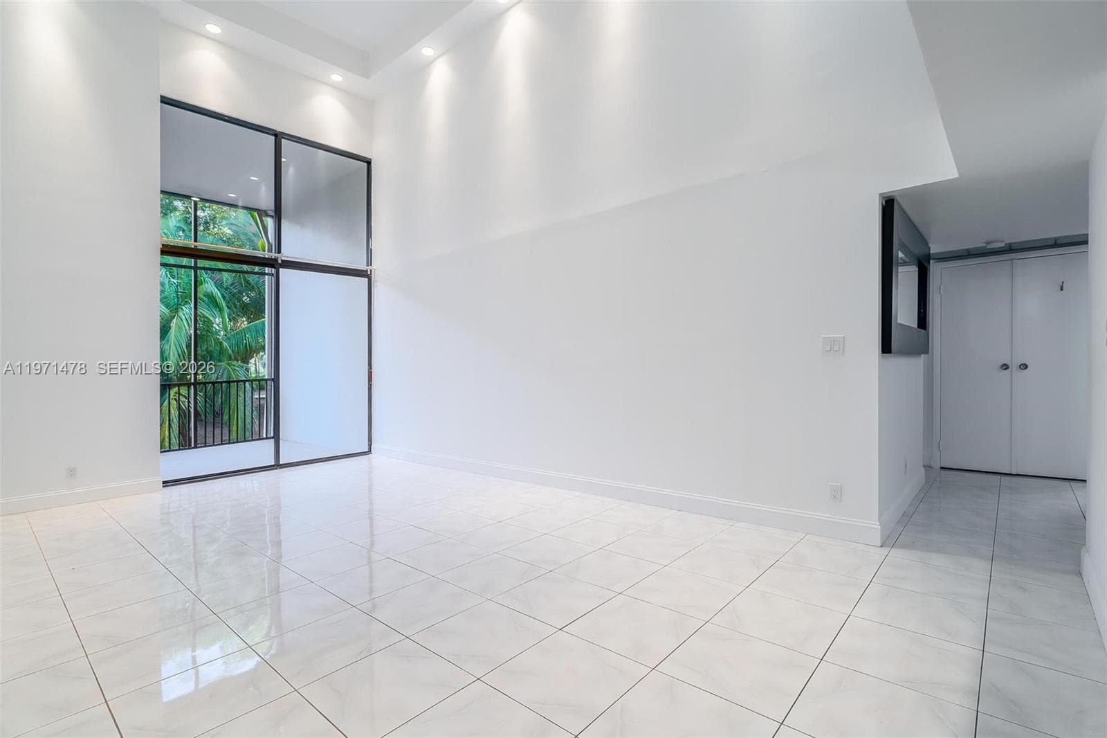 20347 W Country Club Dr, Aventura FL 33180 — 3