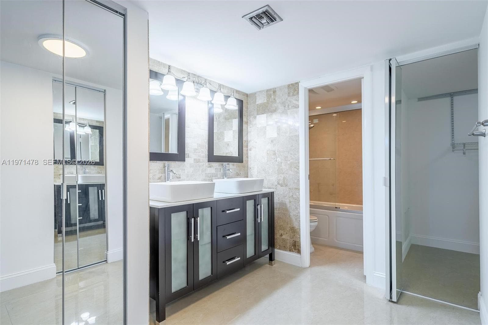 20347 W Country Club Dr, Aventura FL 33180 — 10