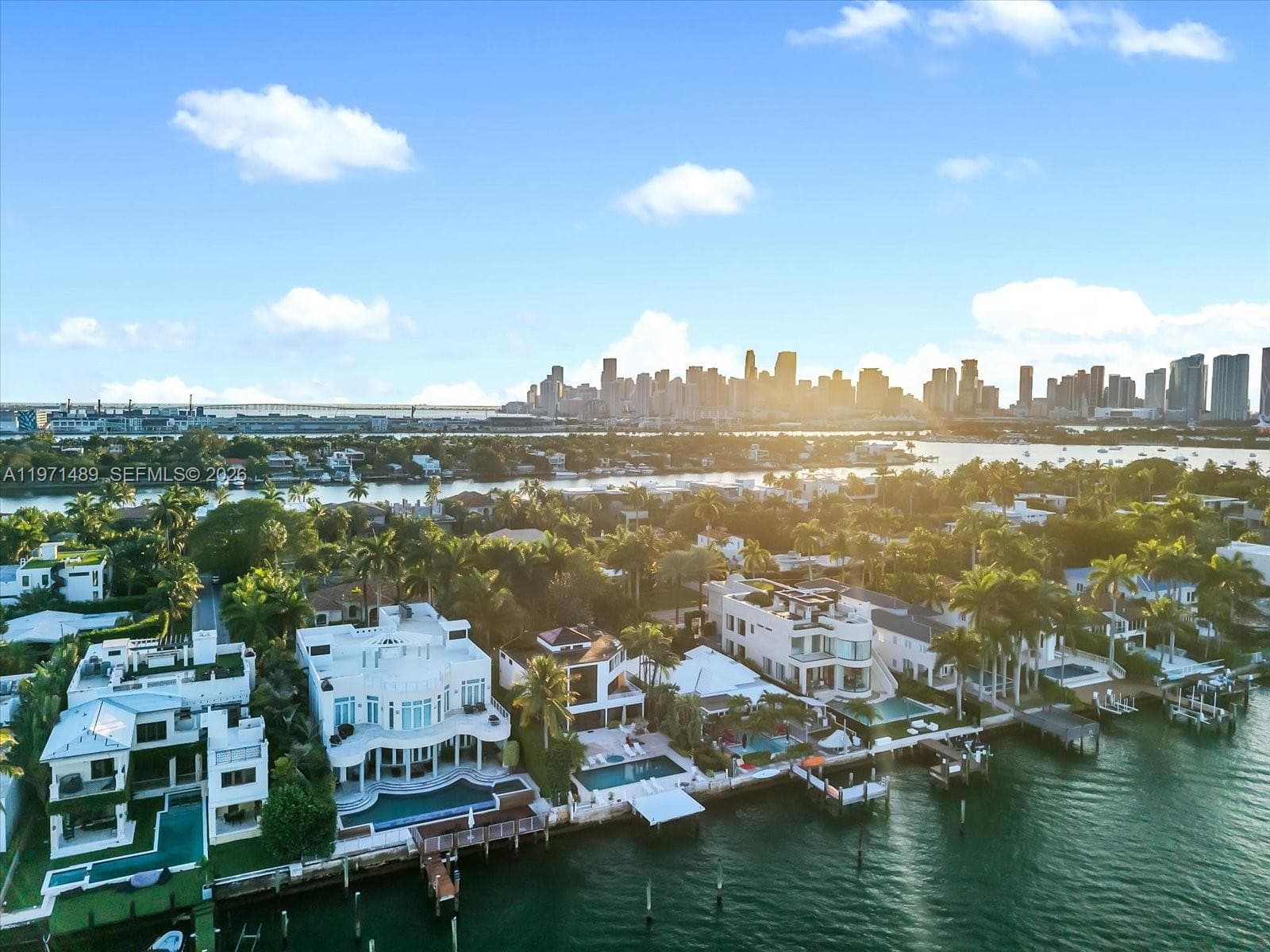 279 N Hibiscus Dr, Miami Beach FL 33139 — 13