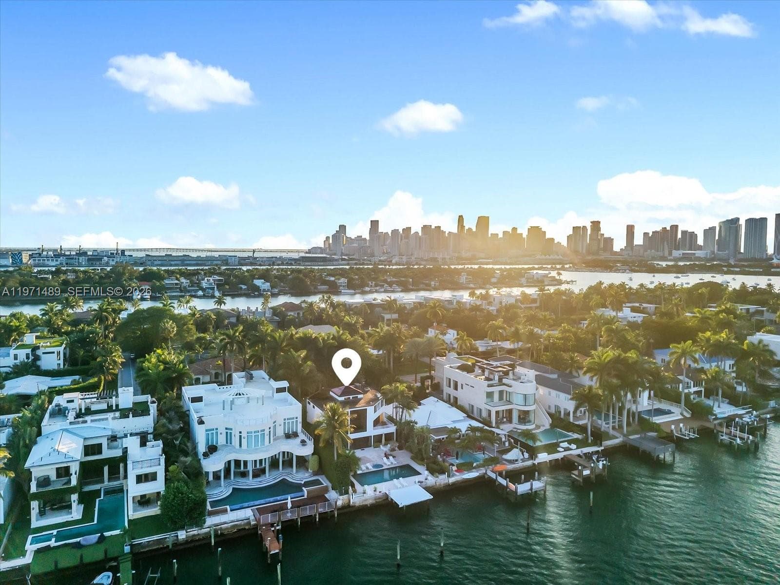 279 N Hibiscus Dr, Miami Beach FL 33139 — 12