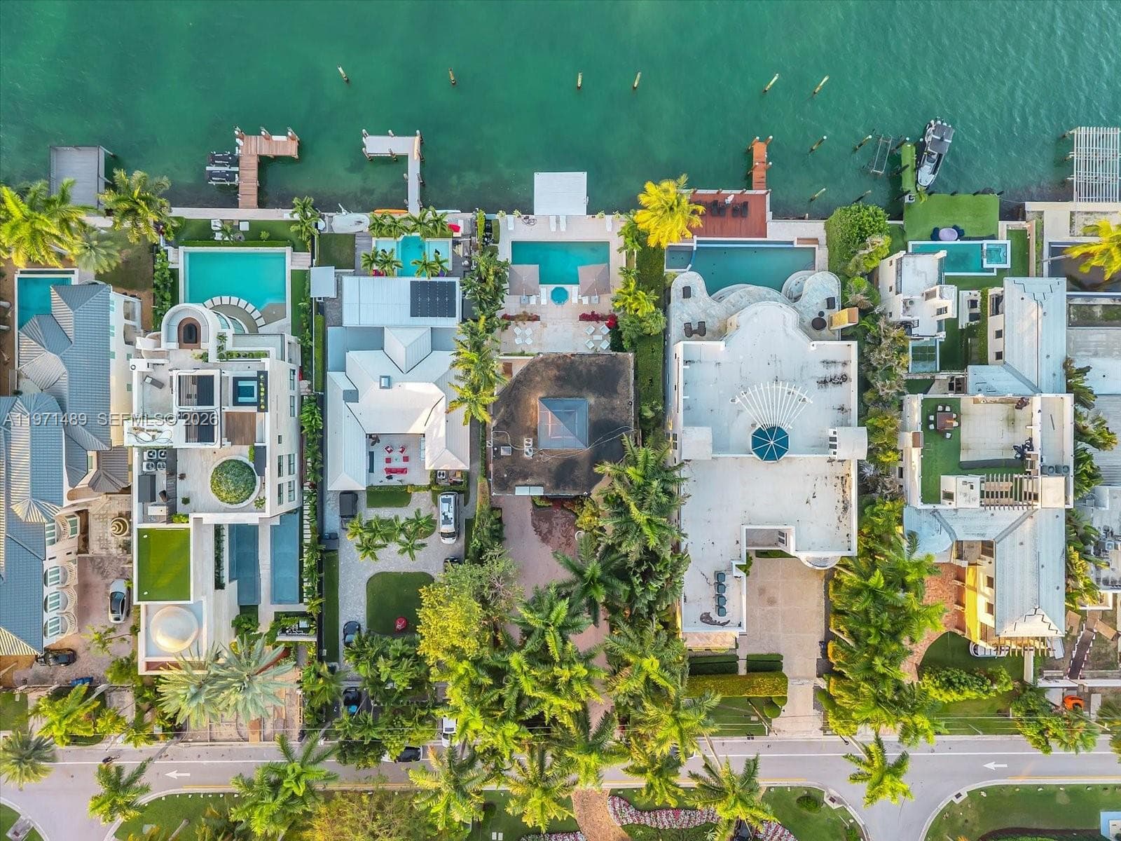 279 N Hibiscus Dr, Miami Beach FL 33139 — 20
