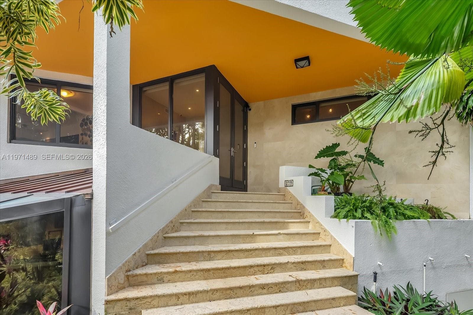 279 N Hibiscus Dr, Miami Beach FL 33139 — 24