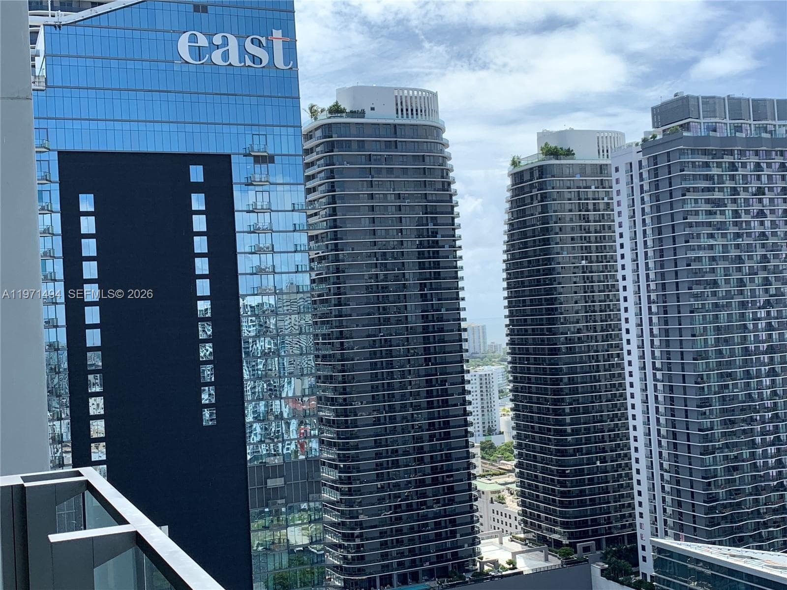 68 SE 6th St # 3010, Miami FL 33131 — 47