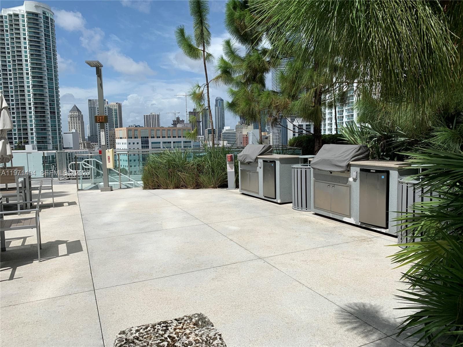 68 SE 6th St # 3010, Miami FL 33131 — 57