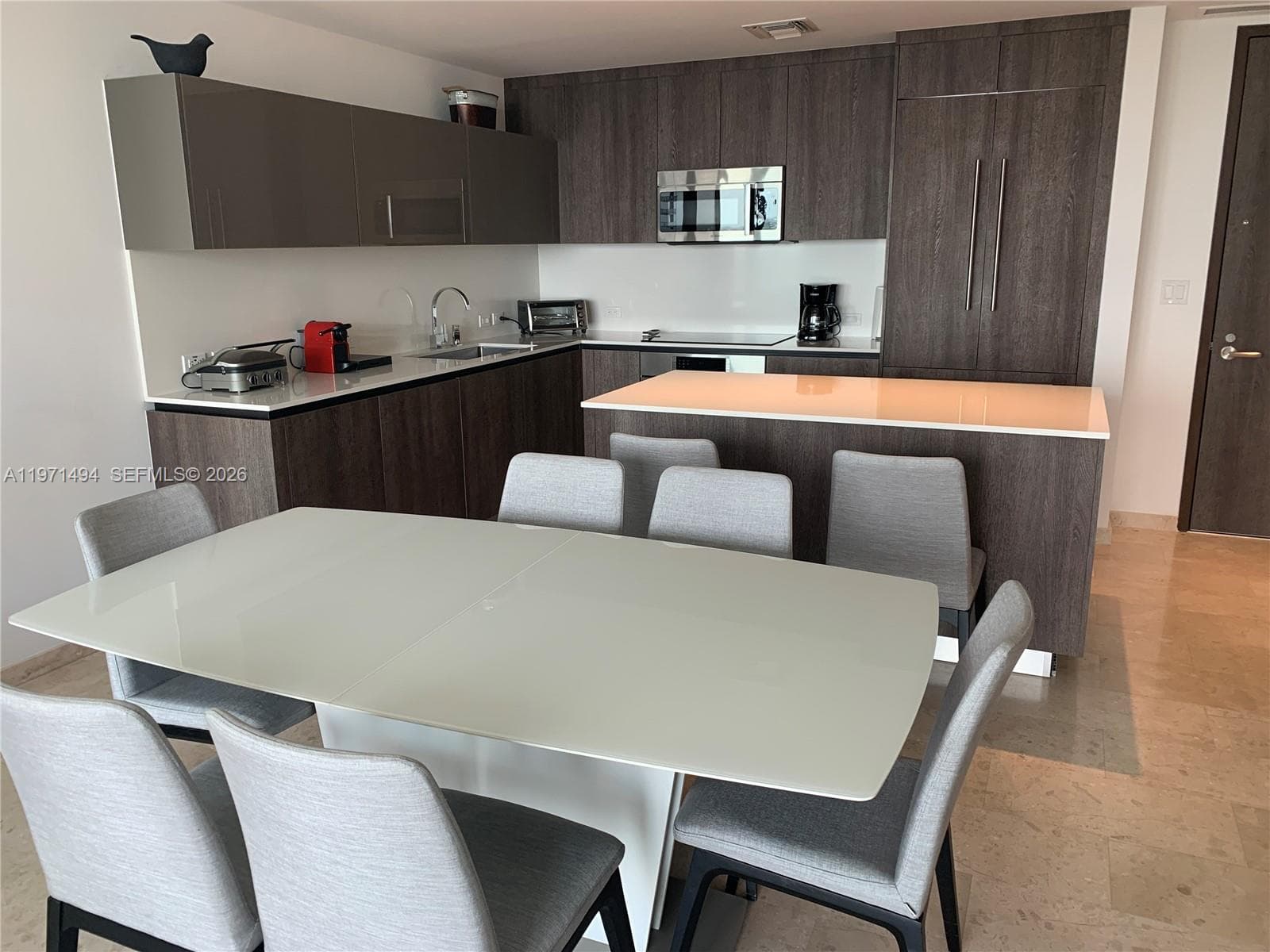 68 SE 6th St # 3010, Miami FL 33131 — 24