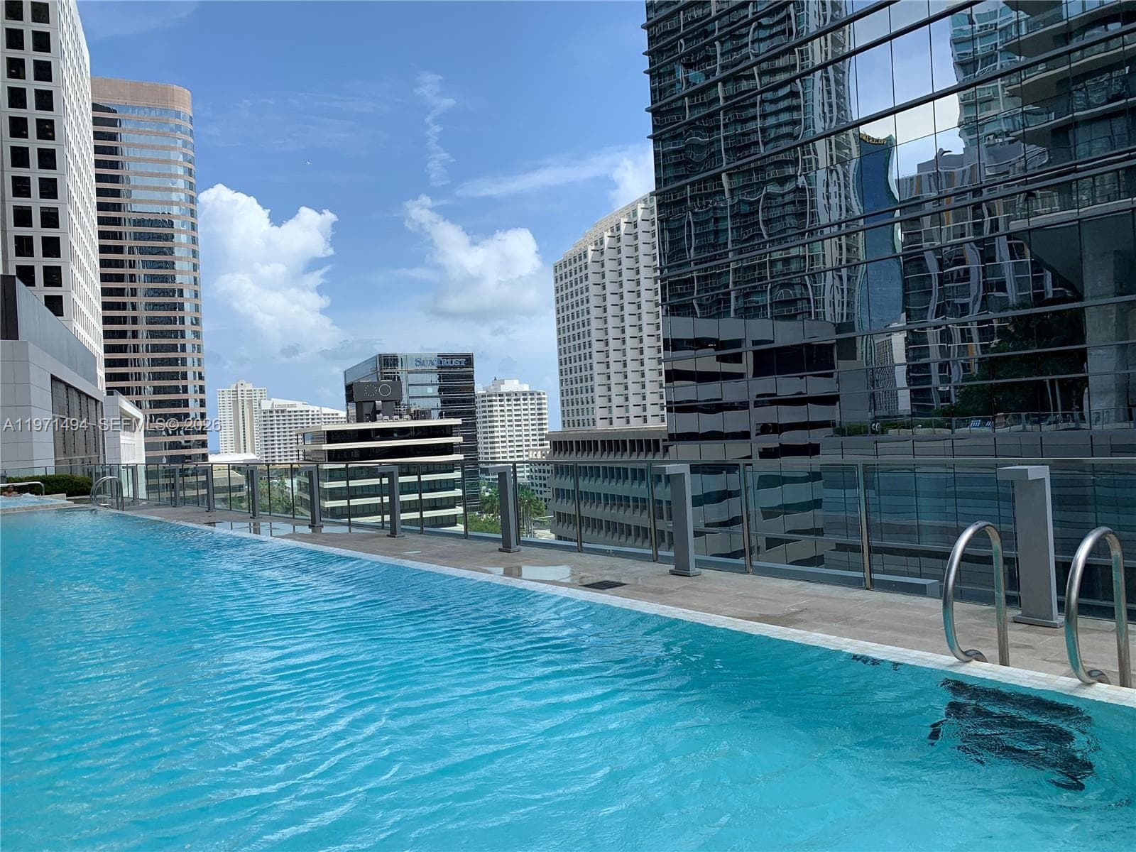 68 SE 6th St # 3010, Miami FL 33131 — 65