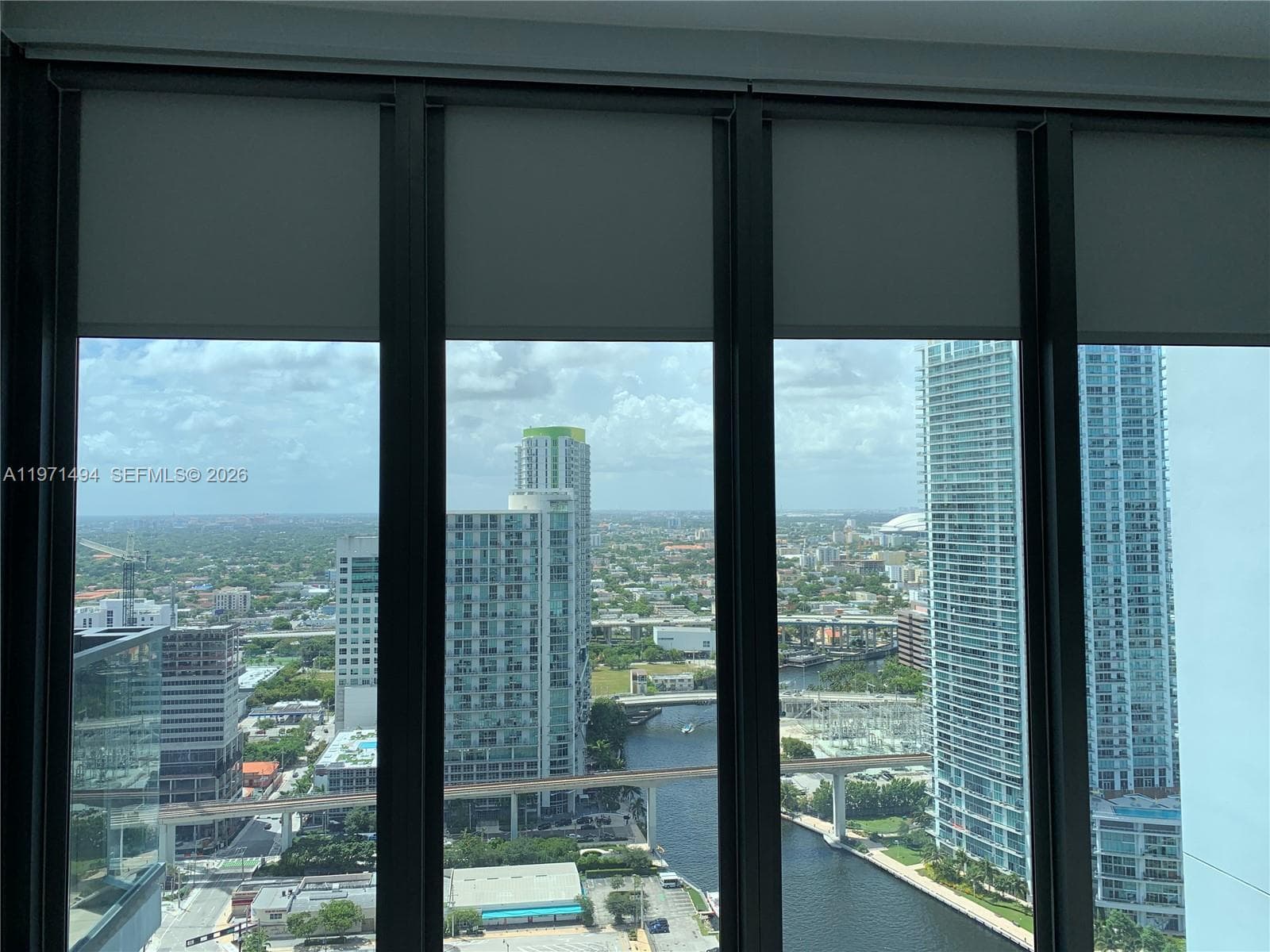 68 SE 6th St # 3010, Miami FL 33131 — 10