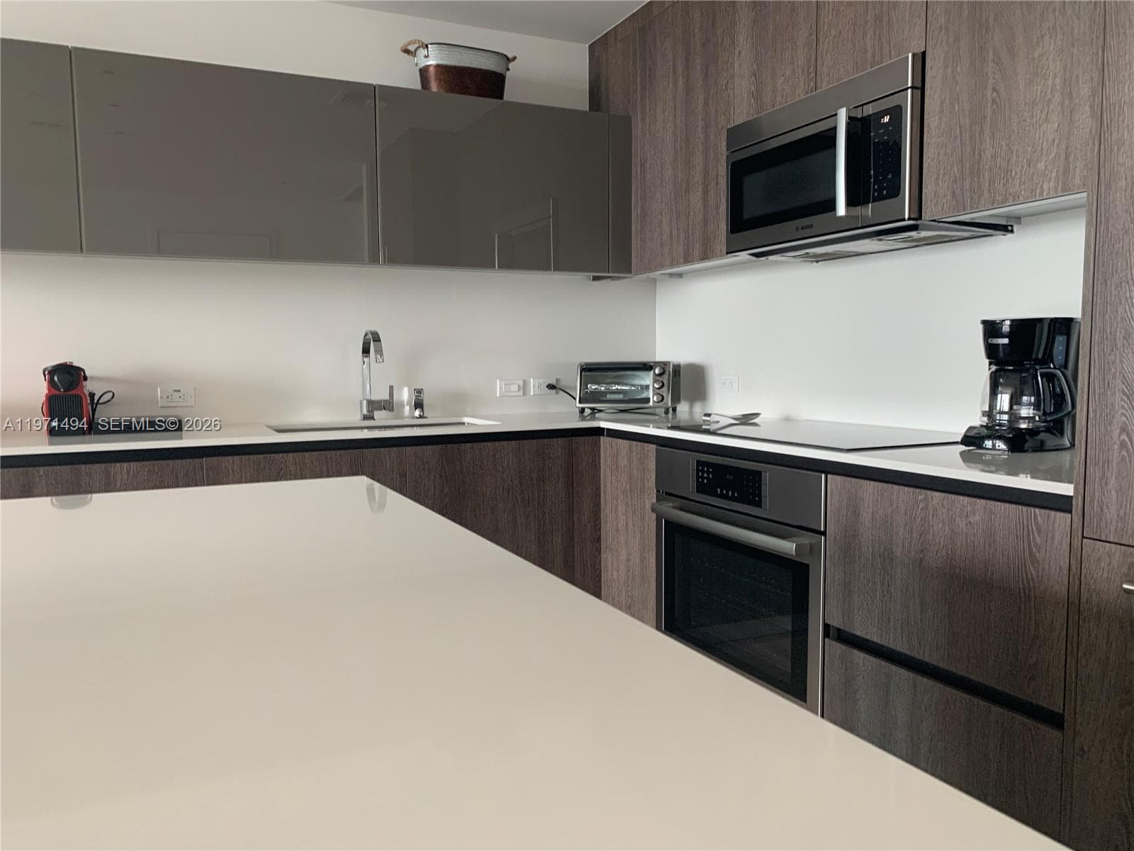 68 SE 6th St # 3010, Miami FL 33131 — 14