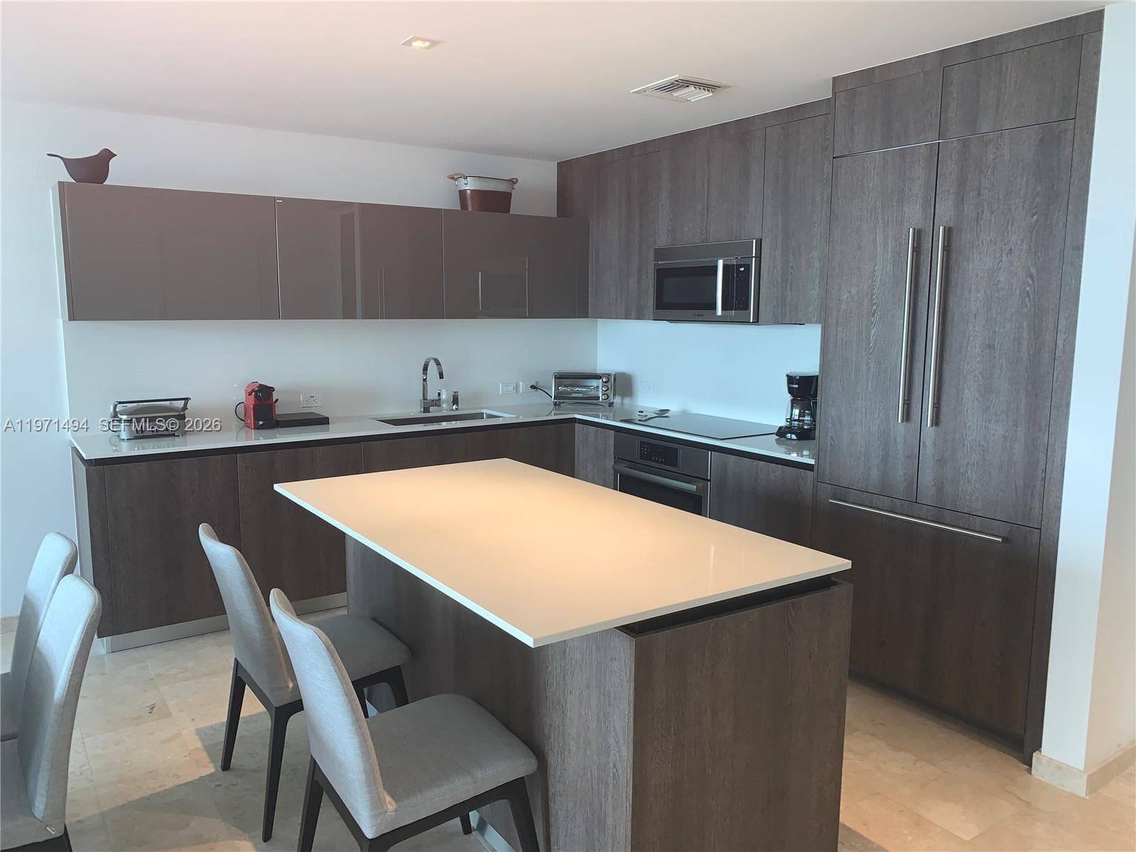 68 SE 6th St # 3010, Miami FL 33131 — 15