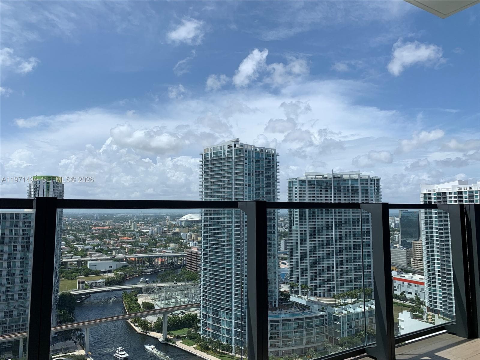 68 SE 6th St # 3010, Miami FL 33131 — 40