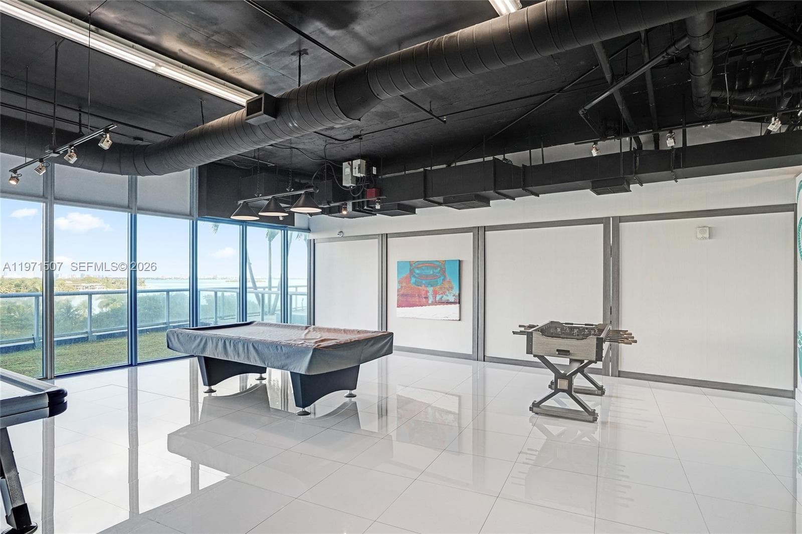 601 NE 36th St # 1908, Miami FL 33137 — 55