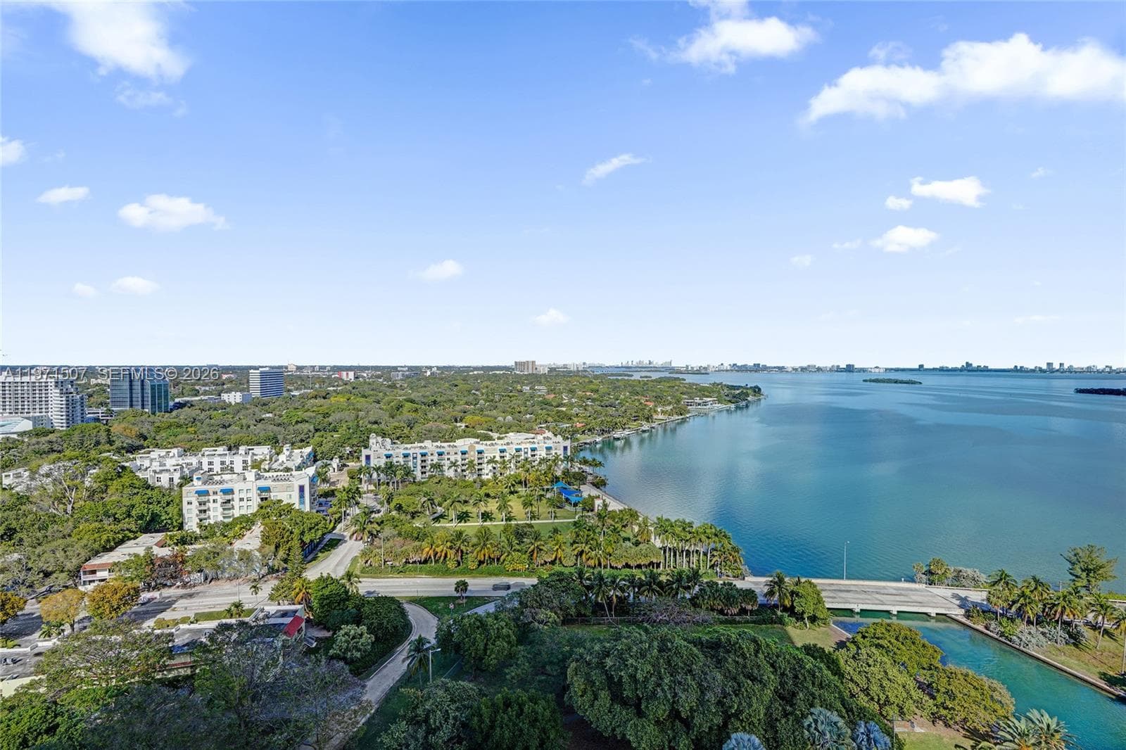 601 NE 36th St # 1908, Miami FL 33137 — 29