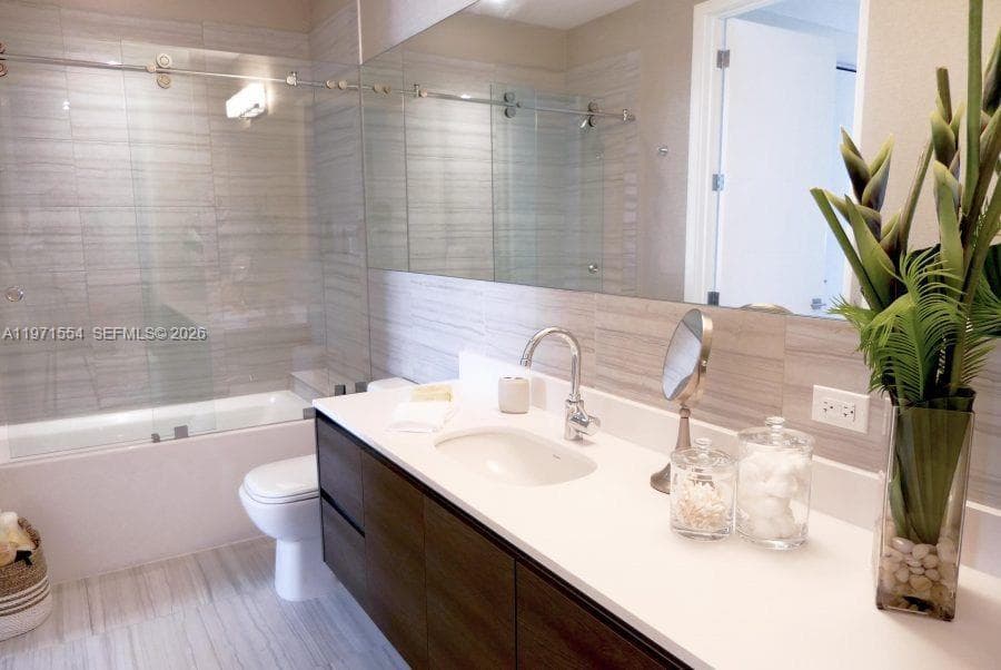 301 Altara Ave # 805, Coral Gables FL 33146 — 18