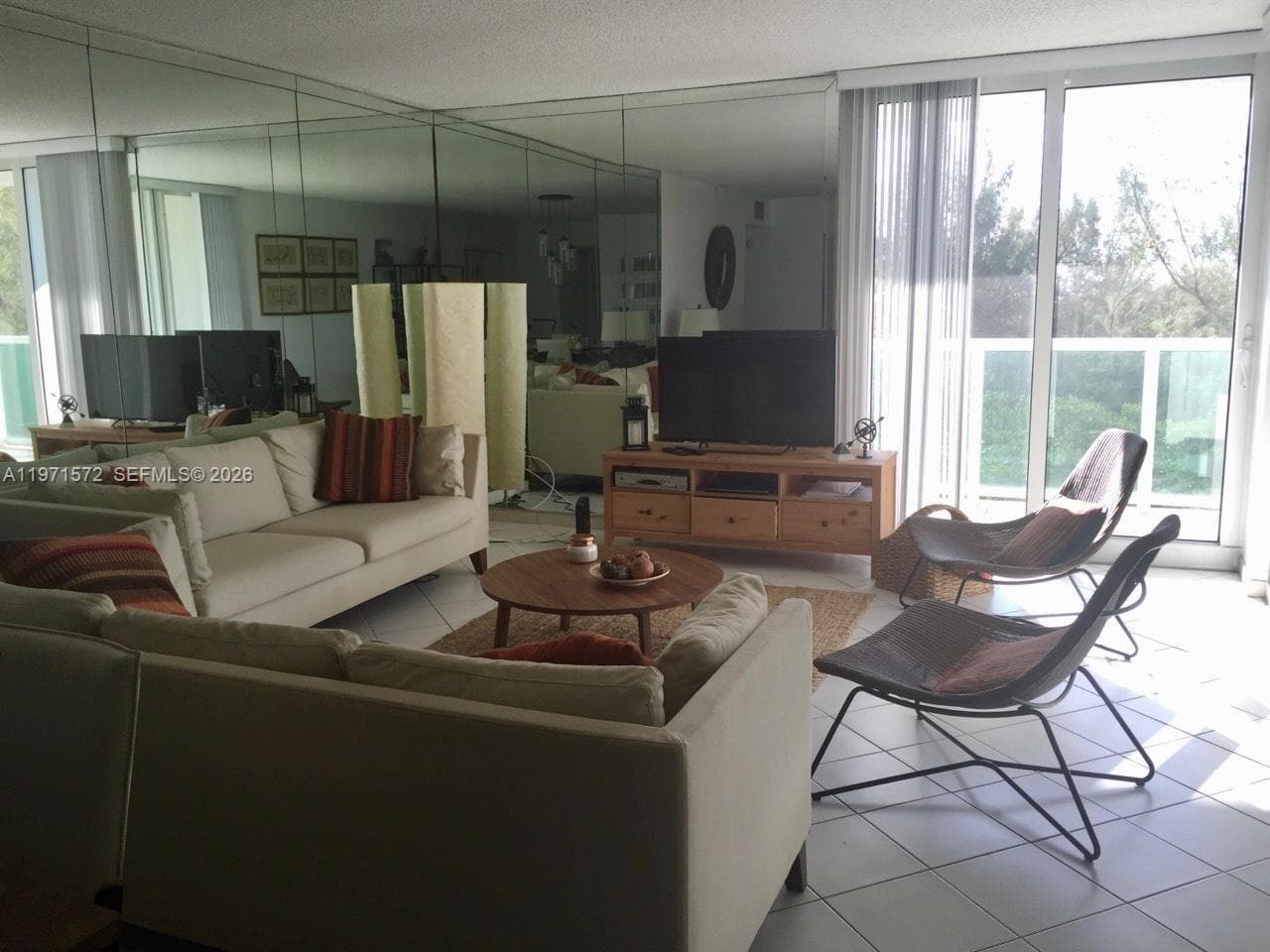 100 Bayview Dr # 516, Sunny Isles Beach FL 33160 — 20