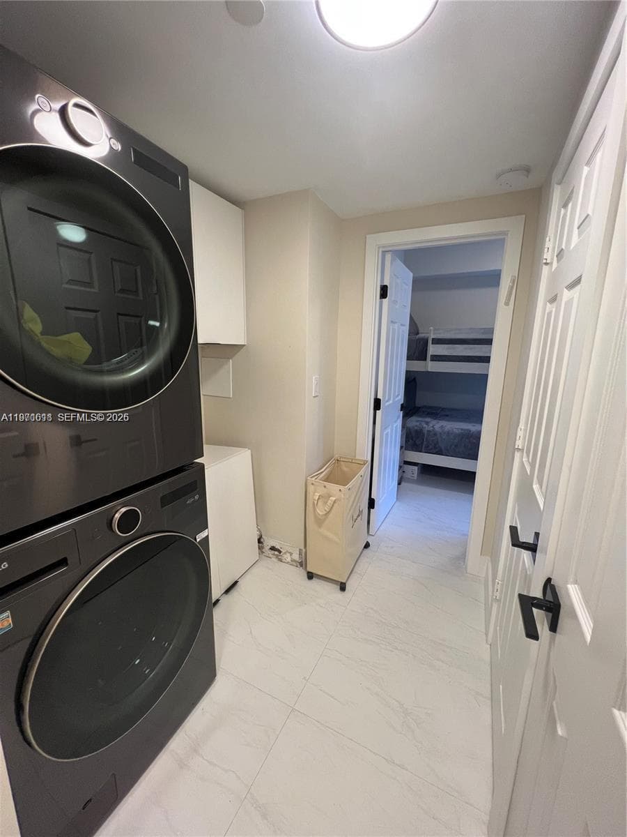 3900 Island Blvd # B308, Aventura FL 33160 — 26