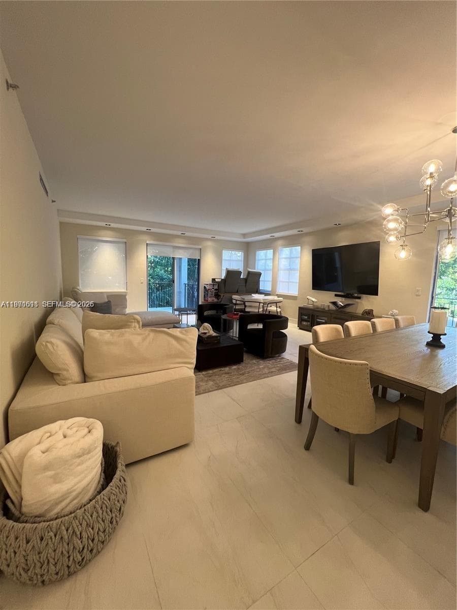 3900 Island Blvd # B308, Aventura FL 33160 — 3