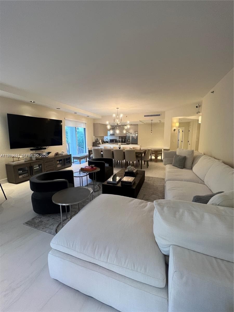 3900 Island Blvd # B308, Aventura FL 33160 — 4