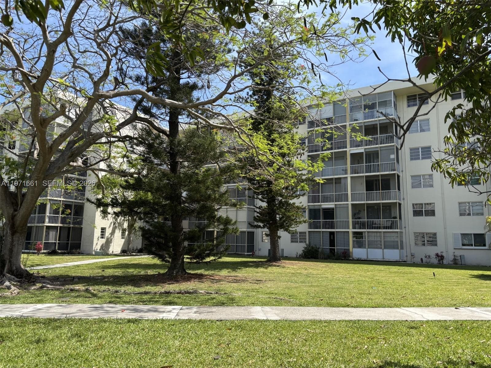 2903 Point East Dr # K207, Aventura FL 33160 — 31