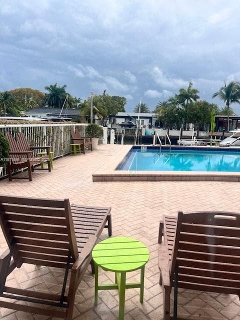 2000 NE 135th St # 601, North Miami FL 33181 — 3