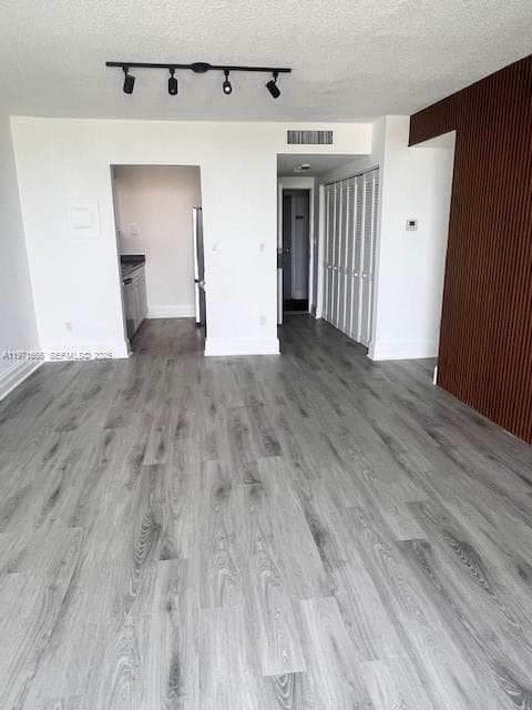 2000 NE 135th St # 601, North Miami FL 33181 — 20