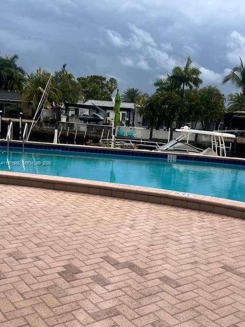 2000 NE 135th St # 601, North Miami FL 33181 — 25