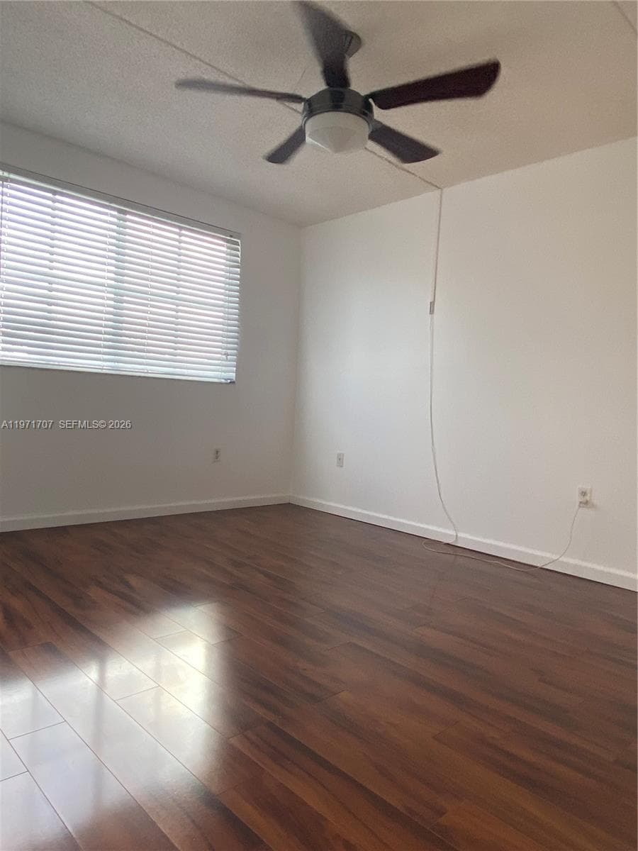 6155 NW 186th St # 308, Hialeah FL 33015 — 12