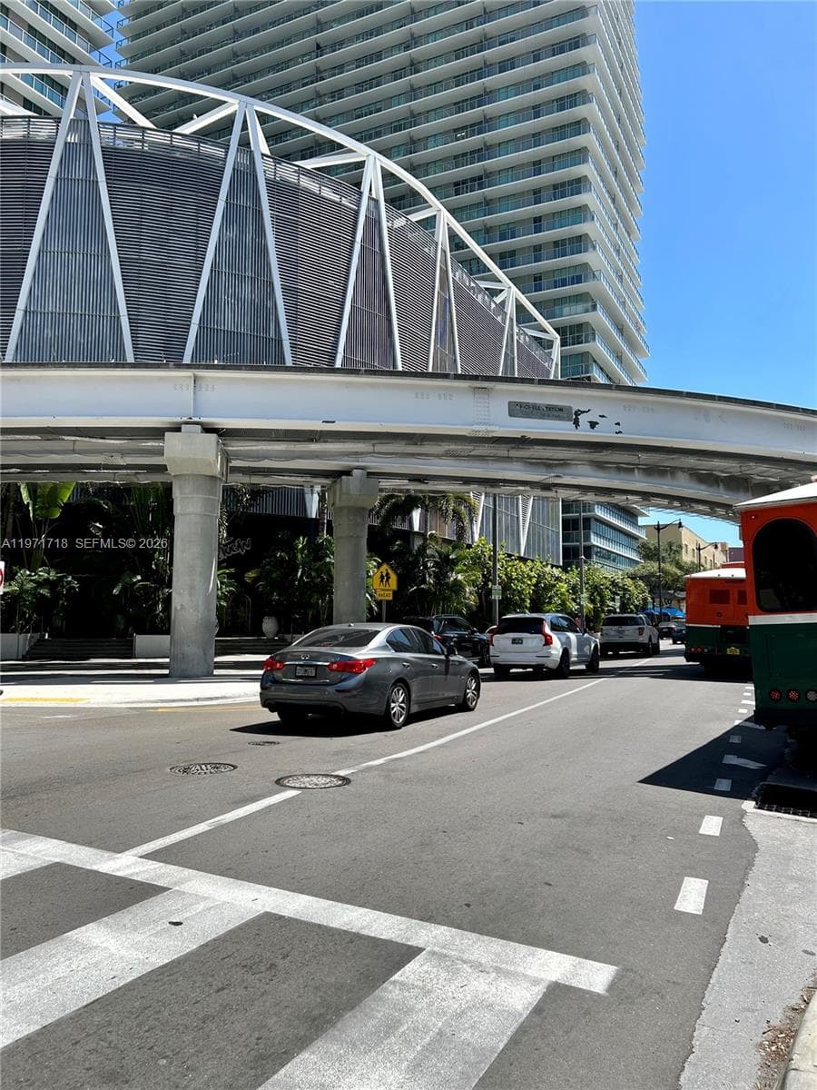 999 SW 1st Ave # 2114, Miami FL 33130 — 6