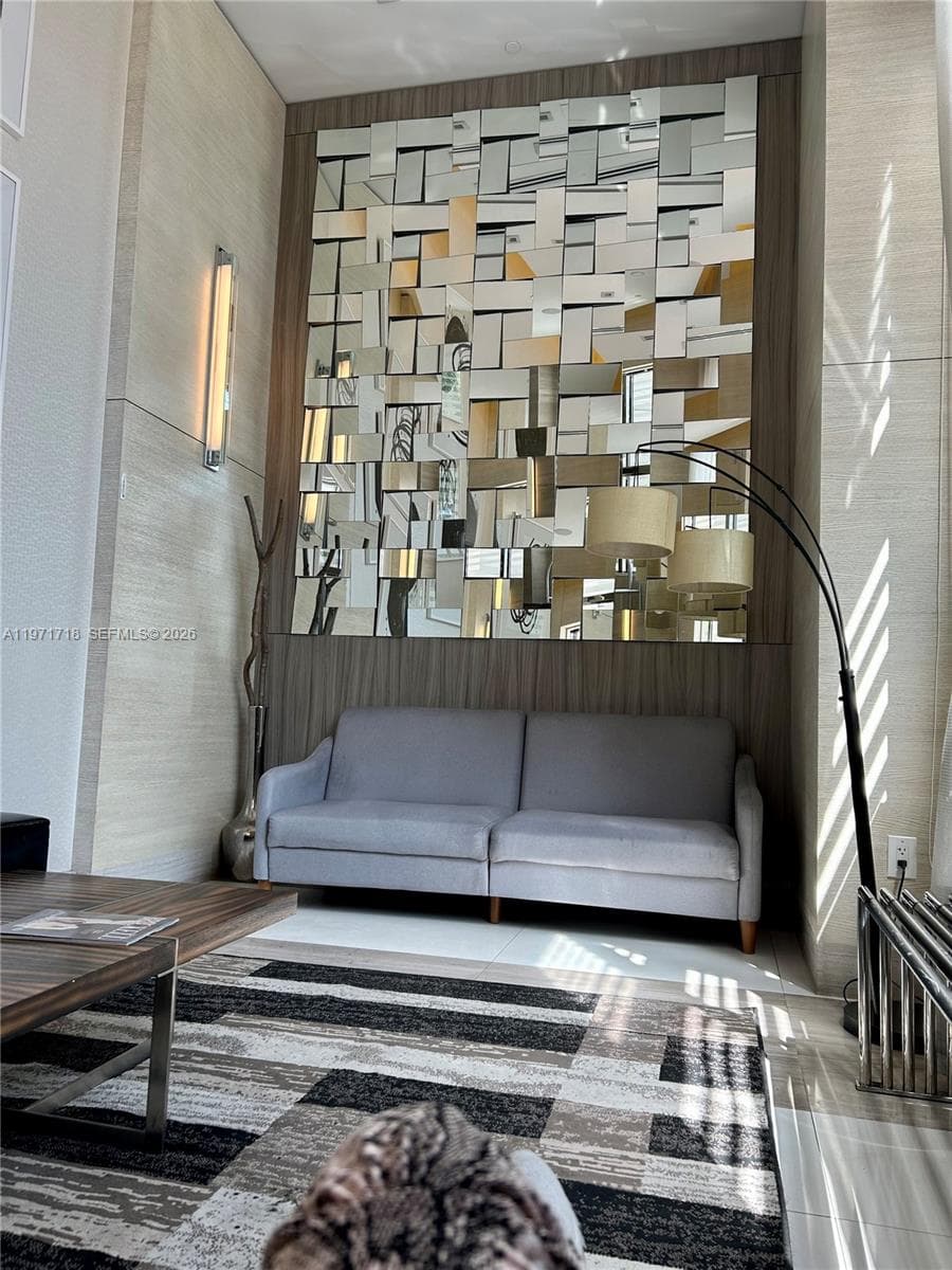 999 SW 1st Ave # 2114, Miami FL 33130 — 9