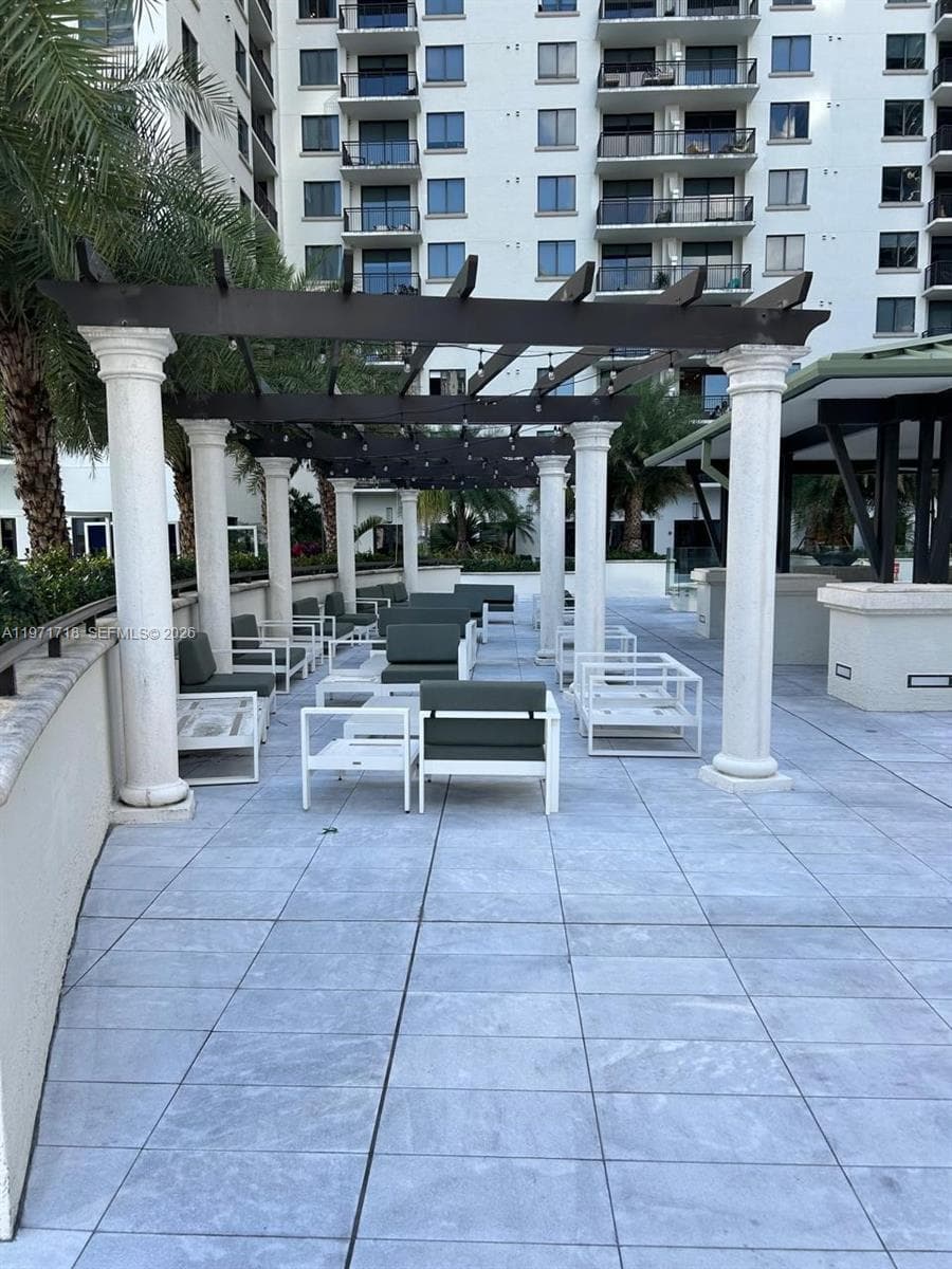 999 SW 1st Ave # 2114, Miami FL 33130 — 38