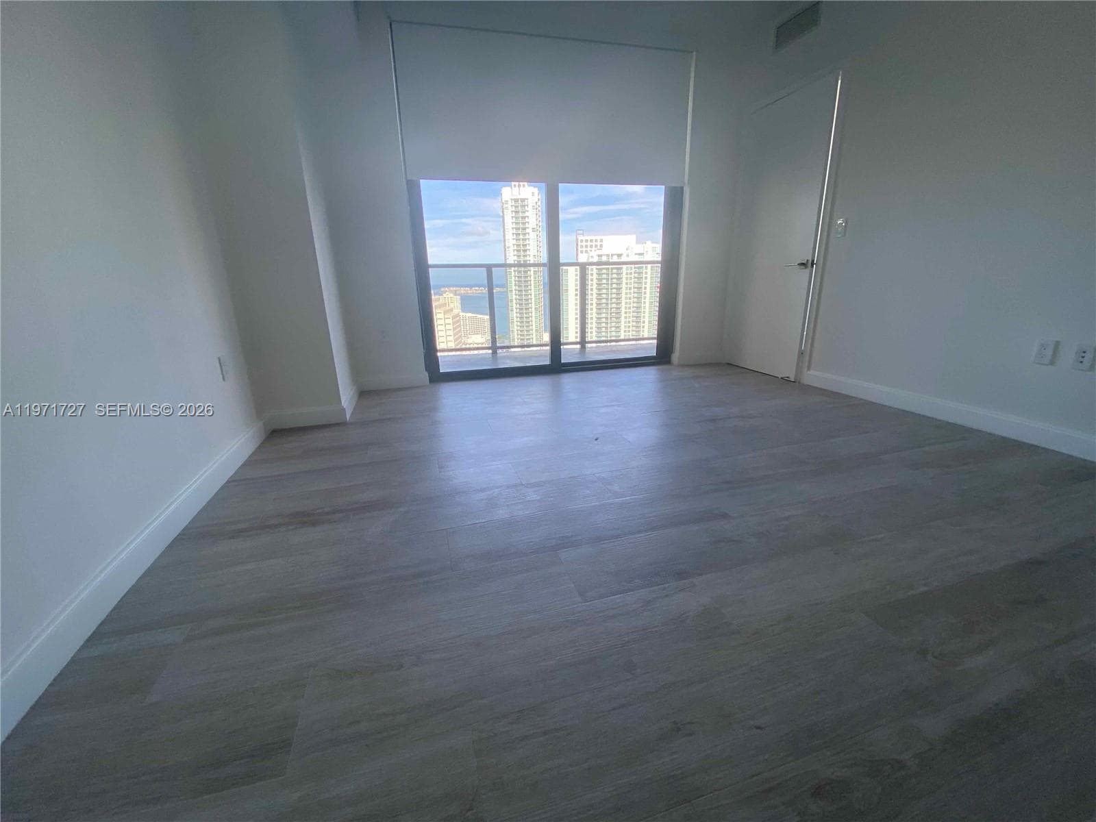 45 SW 9th St # 3703, Miami FL 33130 — 23
