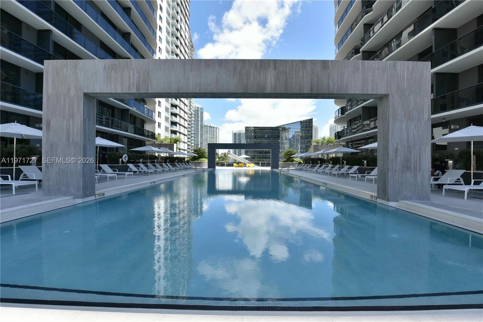 45 SW 9th St # 3703, Miami FL 33130 — 56