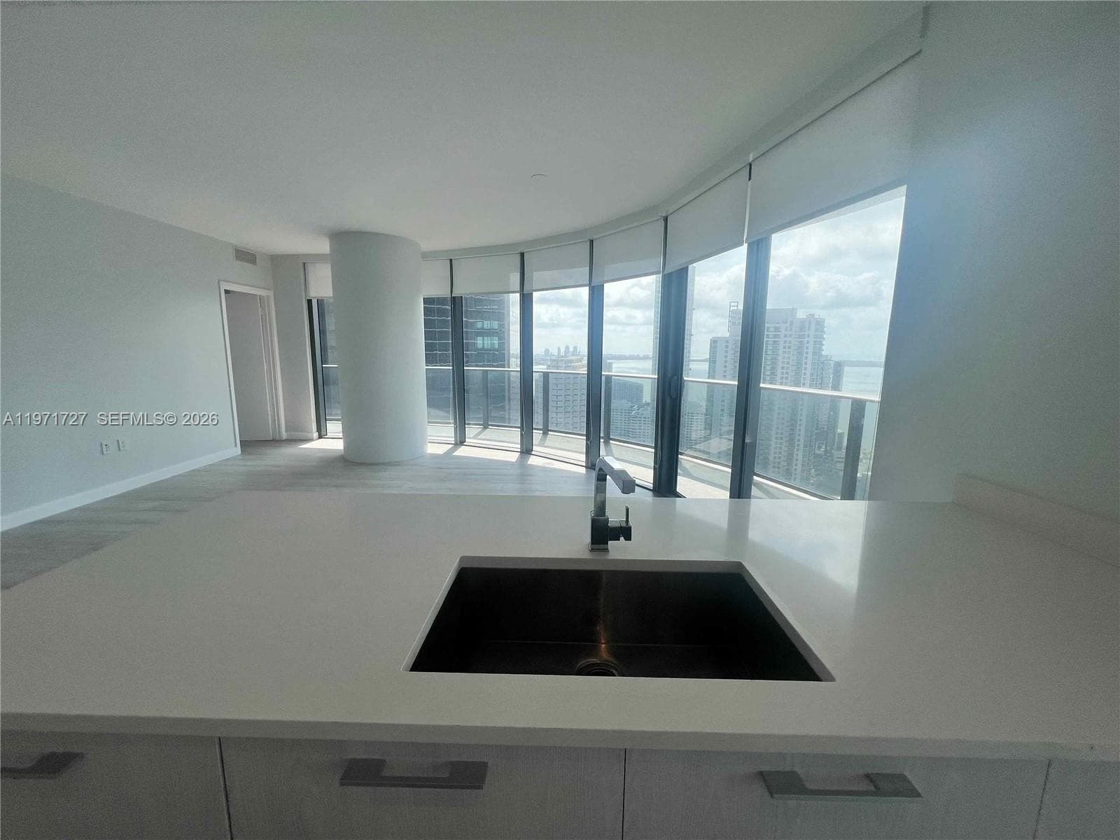 45 SW 9th St # 3703, Miami FL 33130 — 13