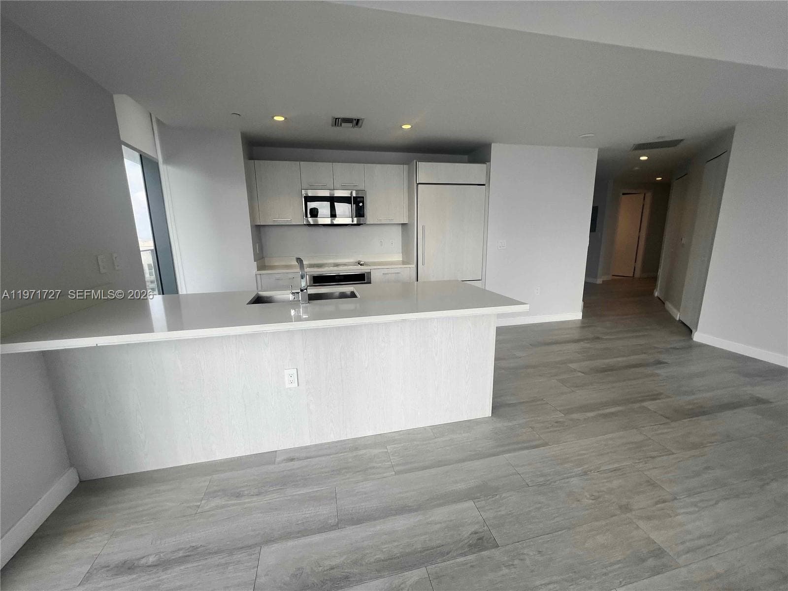 45 SW 9th St # 3703, Miami FL 33130 — 7