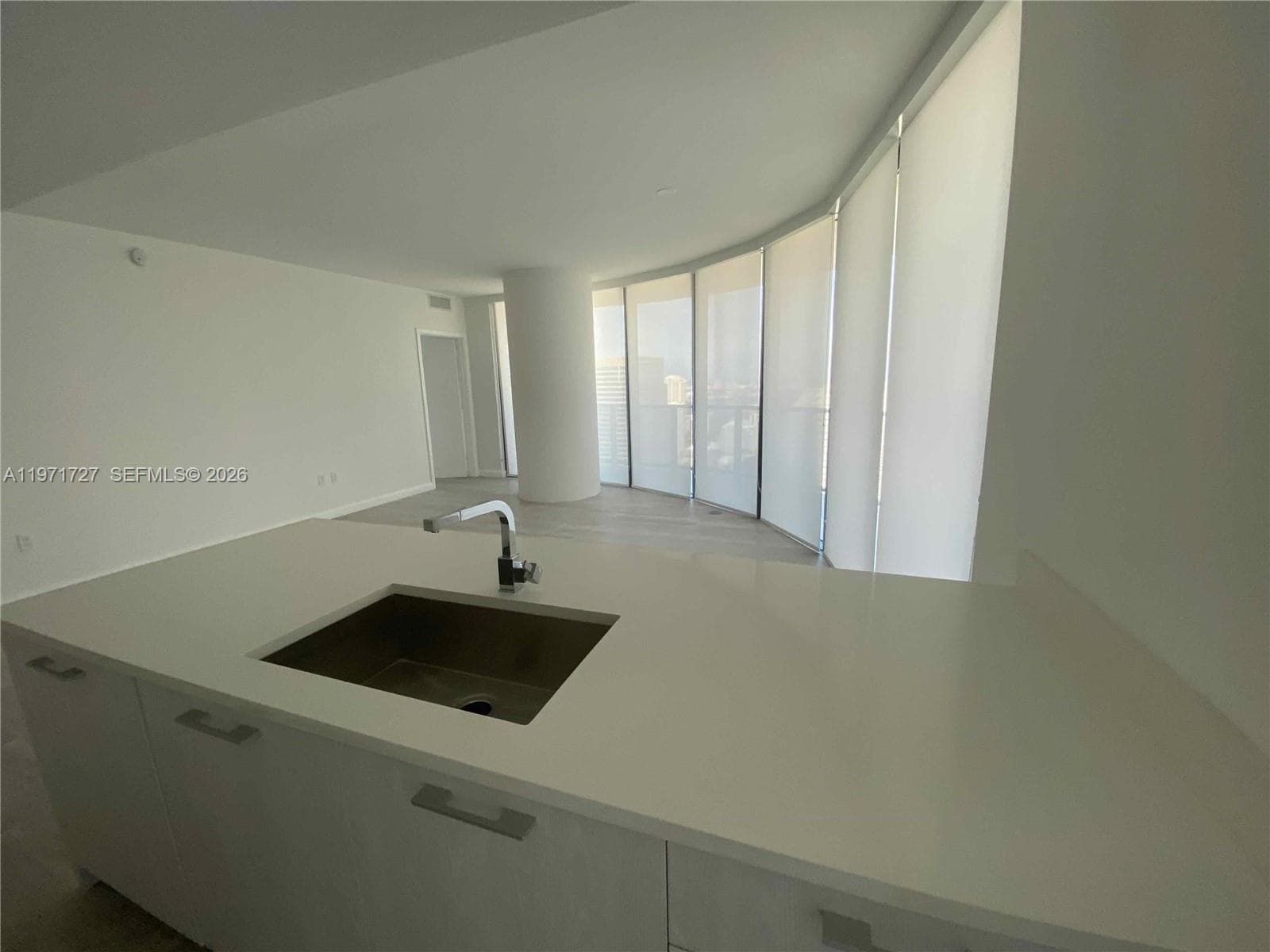 45 SW 9th St # 3703, Miami FL 33130 — 14