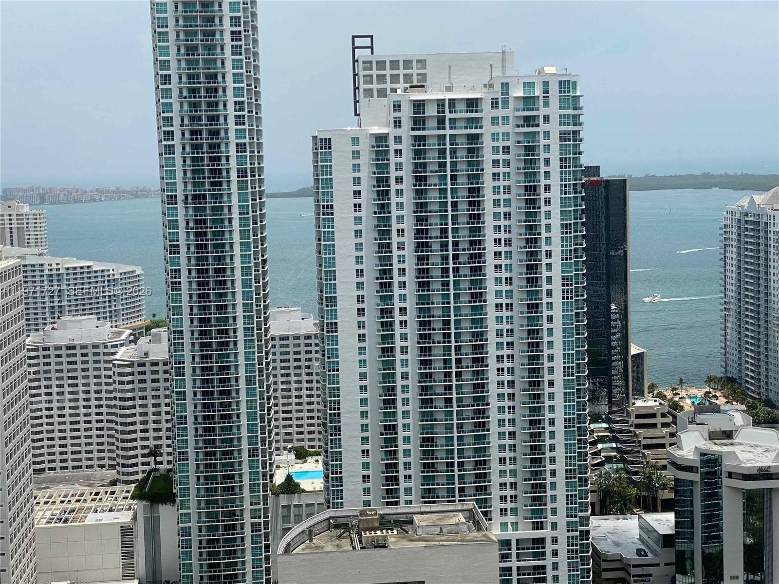 45 SW 9th St # 3703, Miami FL 33130 — 50