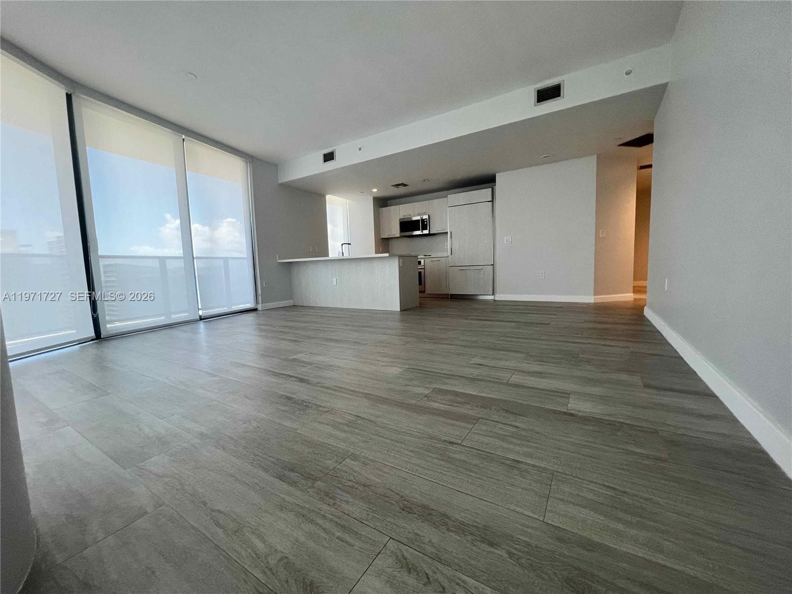 45 SW 9th St # 3703, Miami FL 33130 — 4