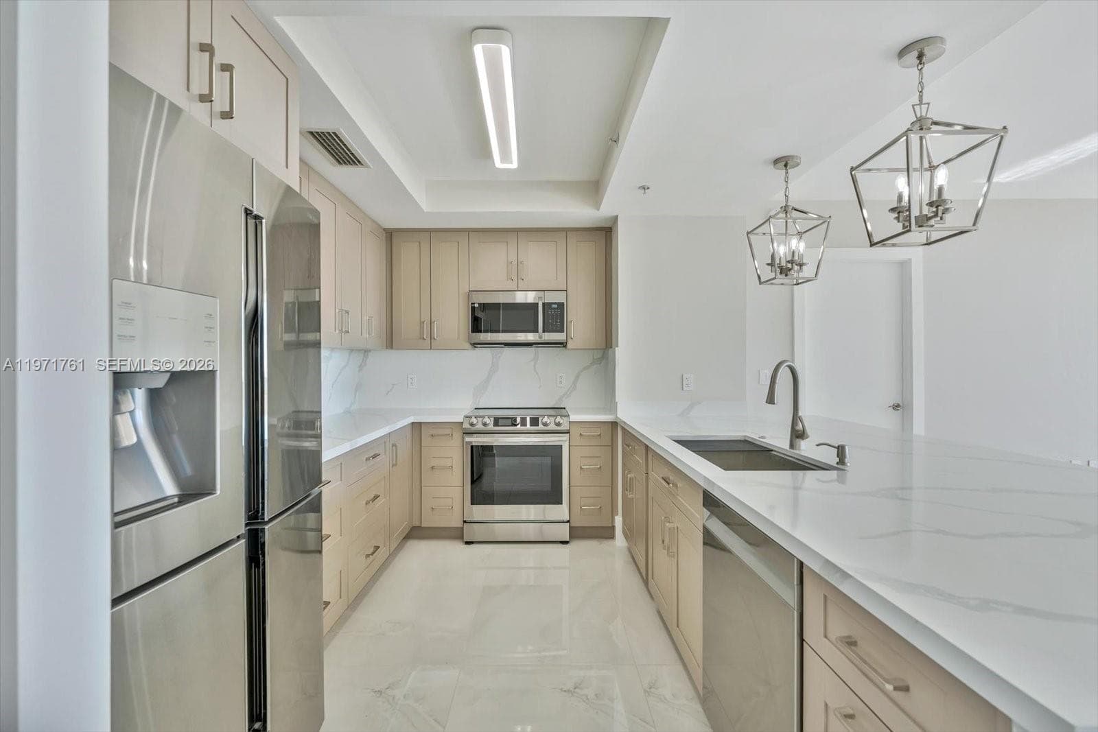3400 SW 27th Ave # 602, Miami FL 33133 — 12