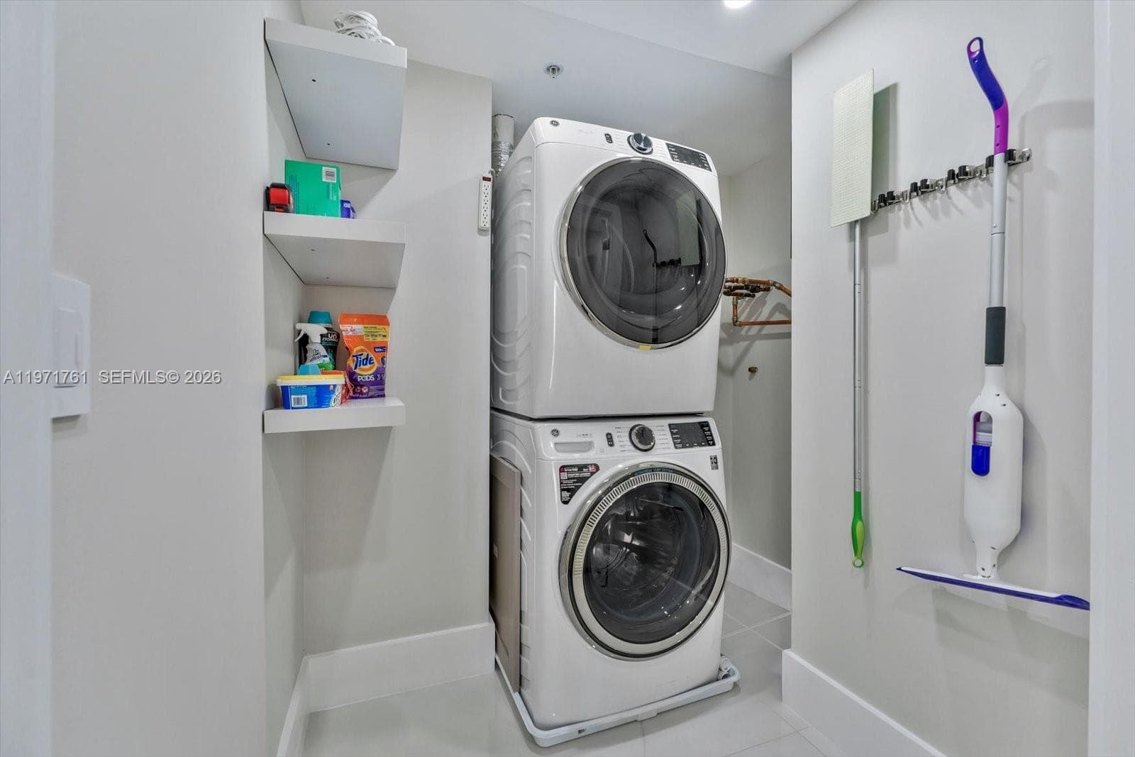 3400 SW 27th Ave # 602, Miami FL 33133 — 32