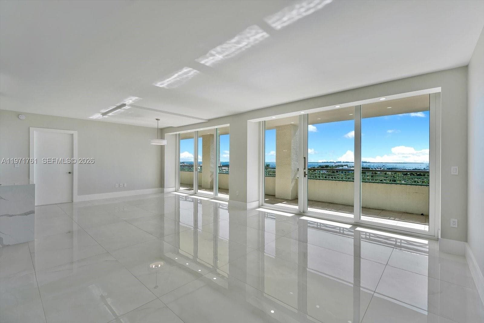 3400 SW 27th Ave # 602, Miami FL 33133 — 5