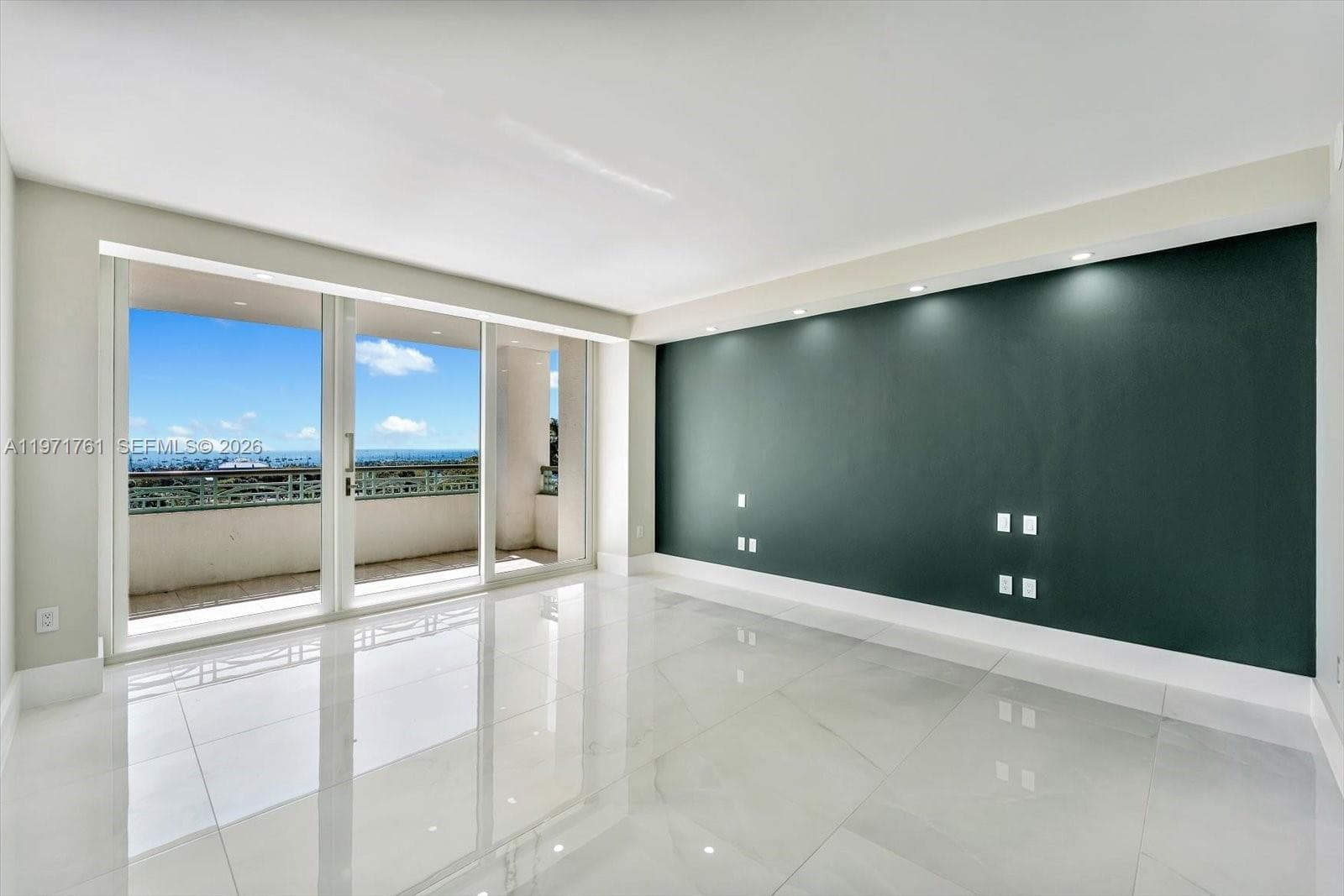 3400 SW 27th Ave # 602, Miami FL 33133 — 24