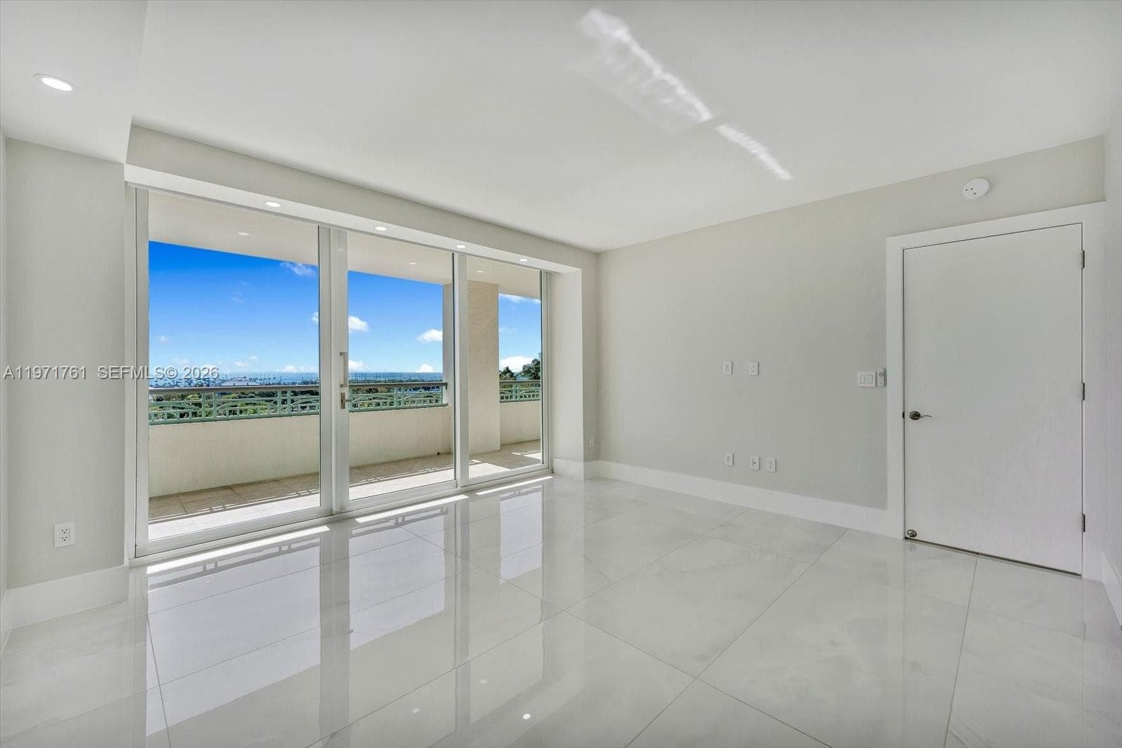 3400 SW 27th Ave # 602, Miami FL 33133 — 18