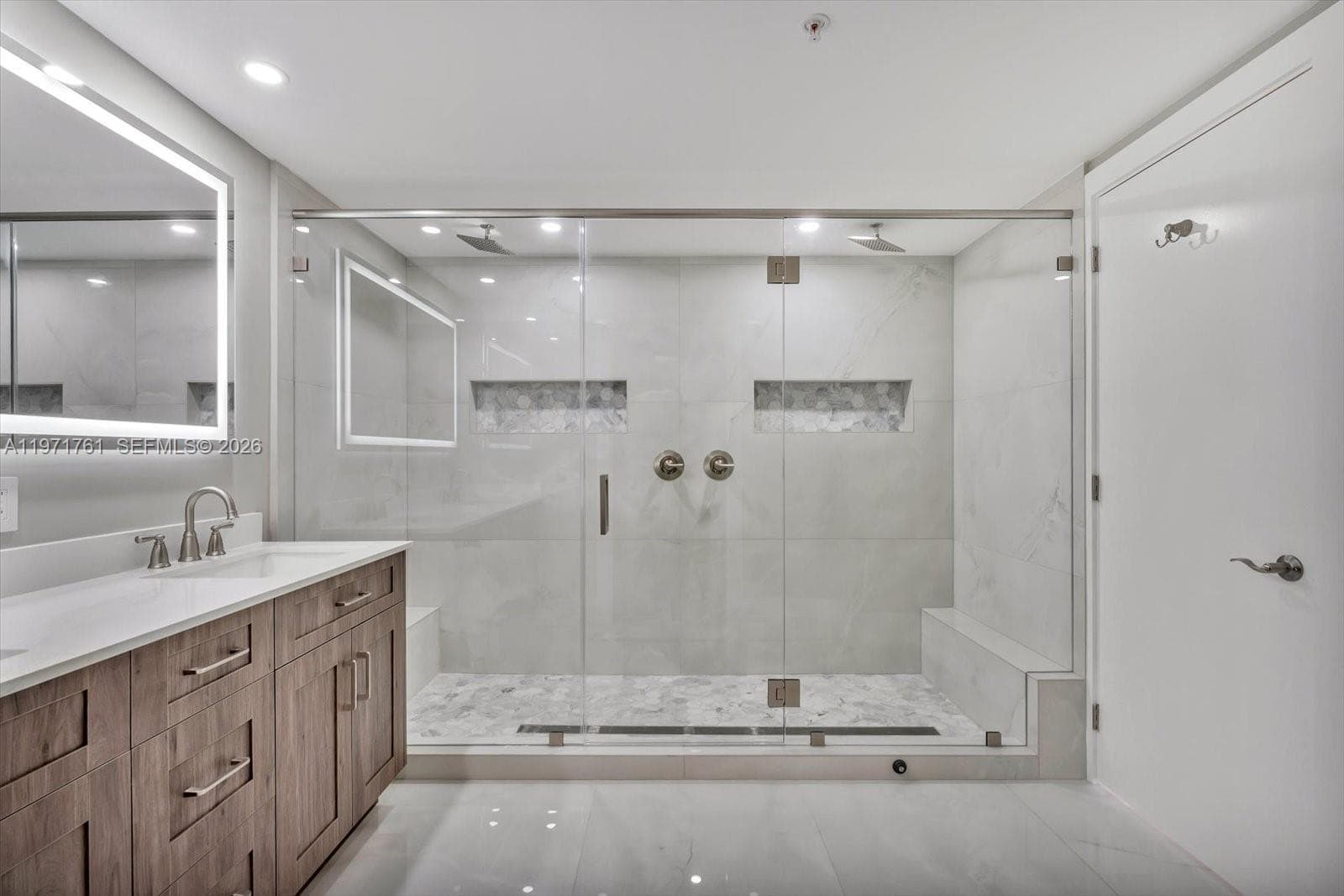 3400 SW 27th Ave # 602, Miami FL 33133 — 21