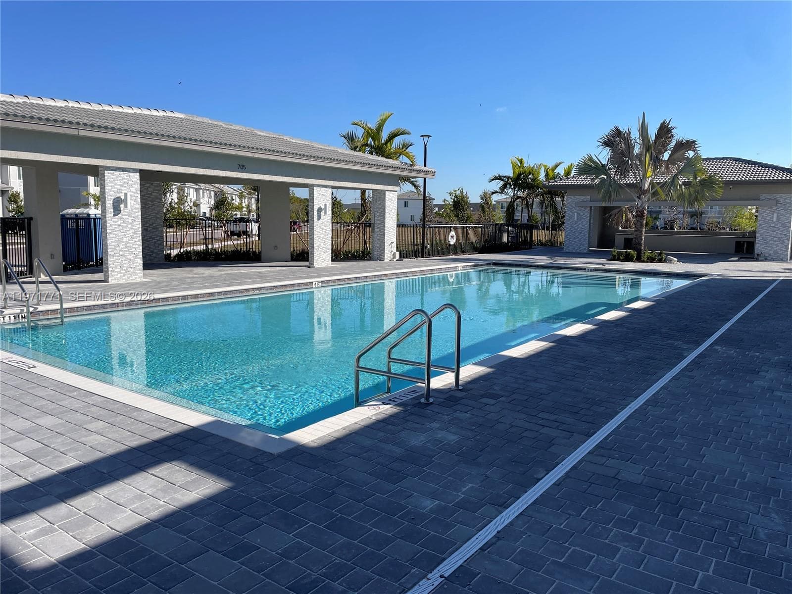 1427 SE 7th Ter # 1427, Homestead FL 33034 — 32